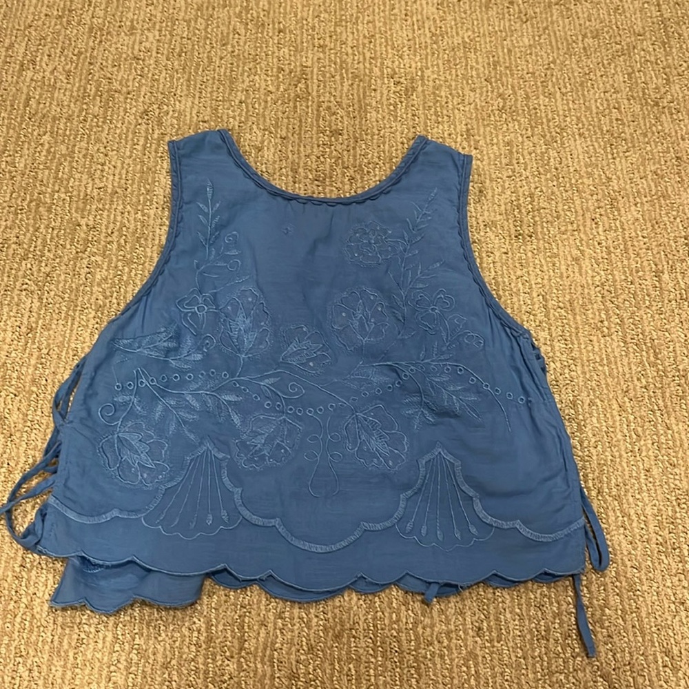 Free people cornflower blue embroidered side tie top size small